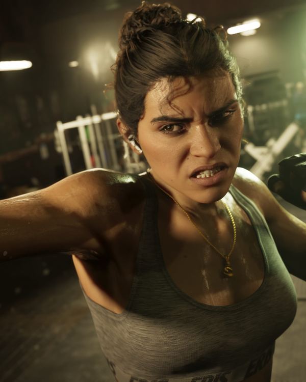 Lucia Caminos throwing a punch